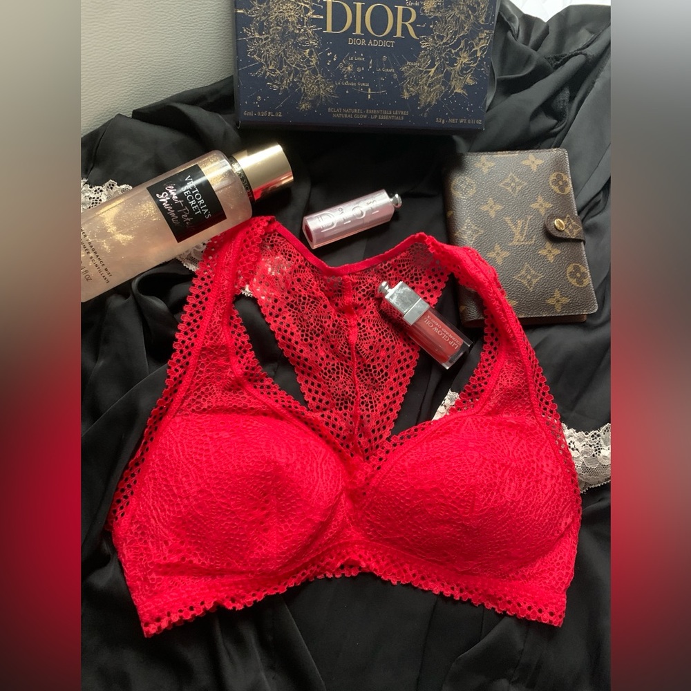 Victoria’s Secret bralette